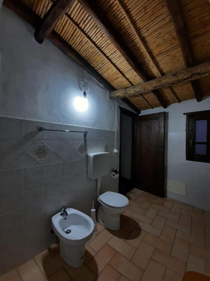 Vila Domo Sedda Galtellì Exteriér fotografie